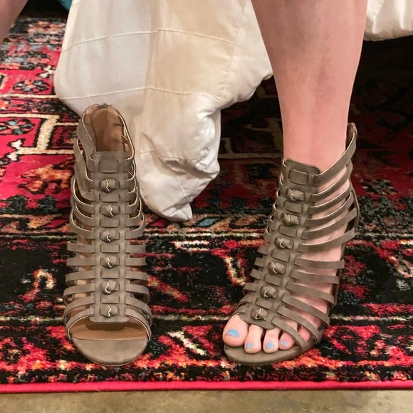 Grey Caged Wooden Heel - Picture 2 of 2